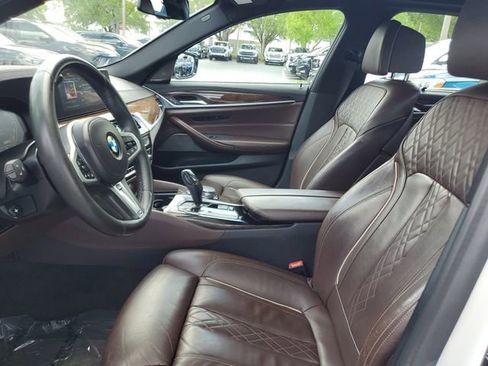 Used 2020 BMW M550i xDrive w/ Executive Package AWD/4WD image 19
