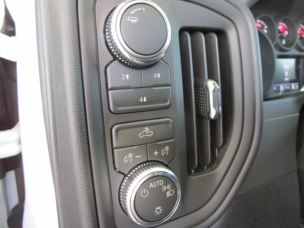 New 2026 GMC Sierra 2500 Pro AWD/4WD image 30