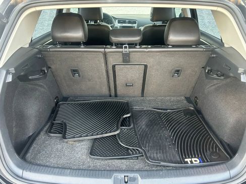 Used 2015 Volkswagen Golf TDI SE image 9
