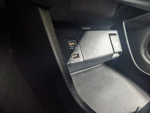 Used 2019 Honda HR-V EX image 24