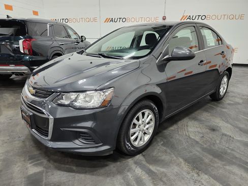 Used 2020 Chevrolet Sonic LT image 11