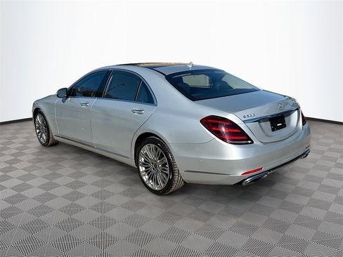 Used 2020 Mercedes-Benz S 560 4MATIC Sedan w/ Premium Package image 8