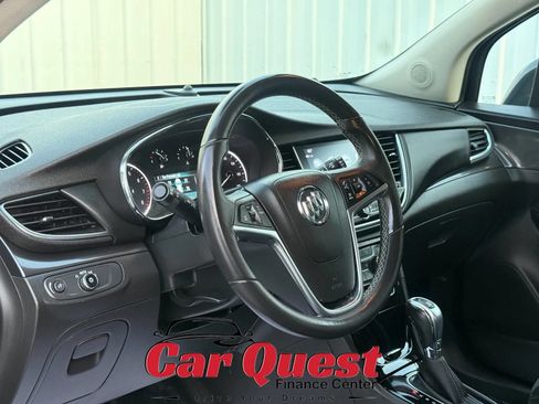 Used 2018 Buick Encore Preferred AWD/4WD image 10