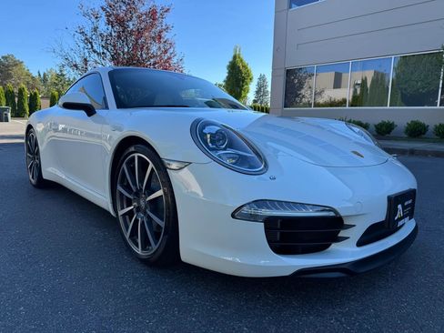 Used 2013 Porsche 911 Carrera S RWD image 2