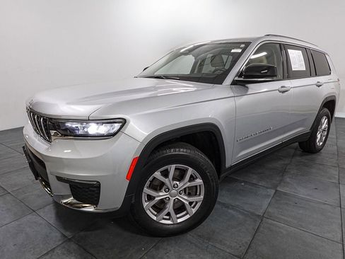 Used 2022 Jeep Grand Cherokee L Limited image 3