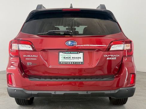 Used 2017 Subaru Outback 2.5i Limited AWD/4WD image 8