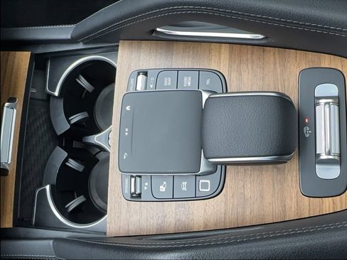 Used 2025 Mercedes-Benz GLS 450 4MATIC image 46