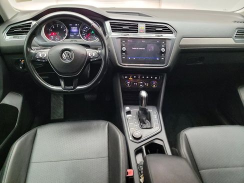 Used 2019 Volkswagen Tiguan SE AWD/4WD image 22