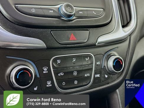 Used 2019 Chevrolet Equinox LT w/ Driver Convenience Package image 18