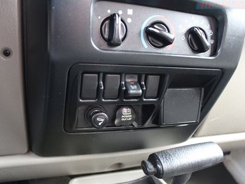 Used 2006 Jeep Wrangler Sport w/ 30" Tire & Wheel Group image 13