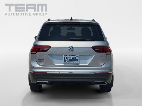 Used 2021 Volkswagen Tiguan SEL AWD/4WD image 6