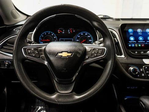 Used 2021 Chevrolet Malibu LT FWD image 13