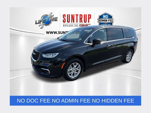 Used 2023 Chrysler Pacifica Touring-L FWD image 1