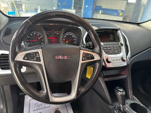 Used 2017 GMC Terrain SLE image 28