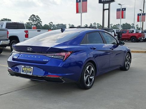 Used 2022 Hyundai Elantra Limited FWD image 5