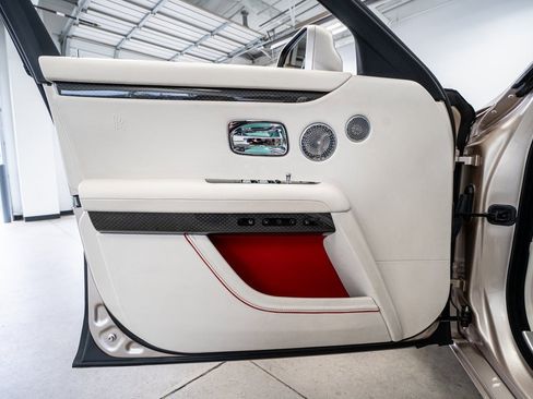 Used 2023 Rolls-Royce Ghost Black Badge w/ Black Badge Ghost Package image 28