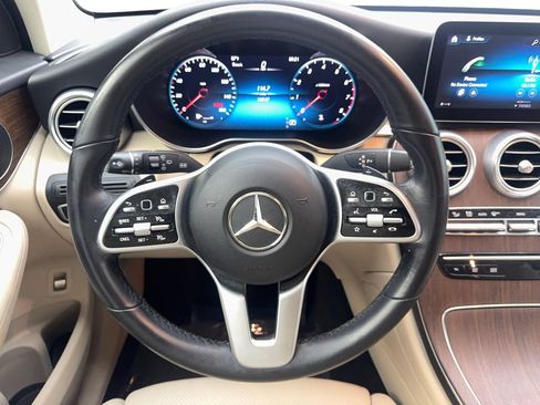 Used 2022 Mercedes-Benz GLC 300 w/ Premium Package Lite image 53