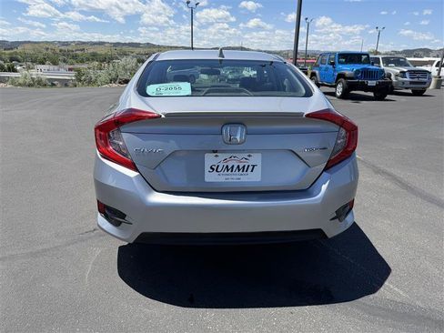 Used 2017 Honda Civic Touring image 6