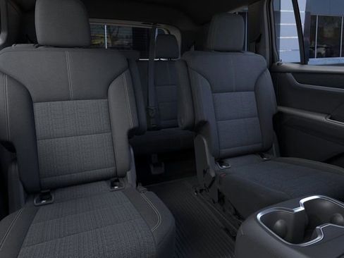 New 2025 GMC Acadia Elevation w/ LPO, Floor Liner Package image 17