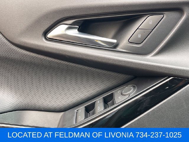 Used 2027 Chevrolet Equinox LT w/ Convenience Package II FWD image 18