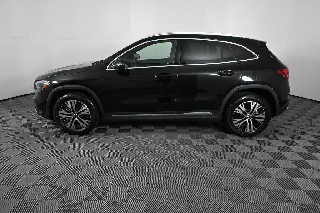 Certified 2026 Mercedes-Benz GLA 250 4MATIC image 3