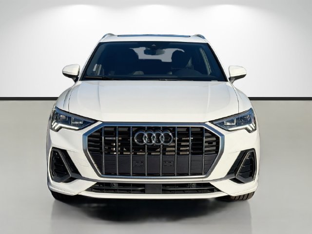Used 2024 Audi Q3 2.0T Premium AWD/4WD image 8