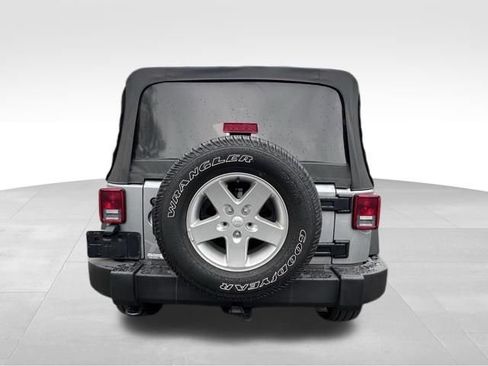 Used 2016 Jeep Wrangler Unlimited Sport w/ Quick Order Package 24S AWD/4WD image 5