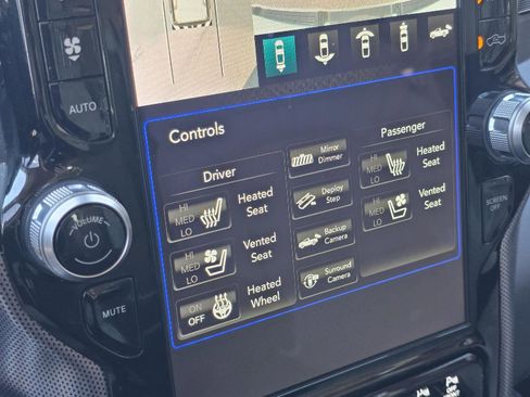Used 2019 RAM 1500 Limited AWD/4WD image 21