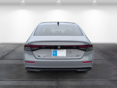 New 2026 Honda Accord SE image 5