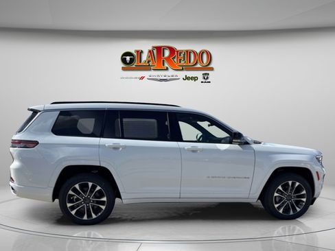 New 2025 Jeep Grand Cherokee L Overland w/ Trailer Tow Package image 8
