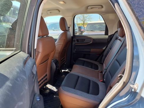 Used 2024 Ford Bronco Sport Outer Banks w/ Tech Package AWD/4WD image 11