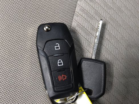 Used 2019 Ford Explorer FWD image 32