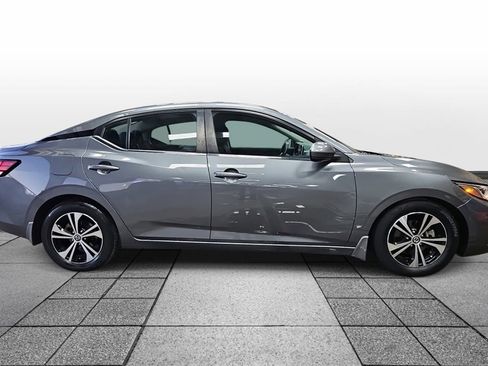 Used 2020 Nissan Sentra SV image 4