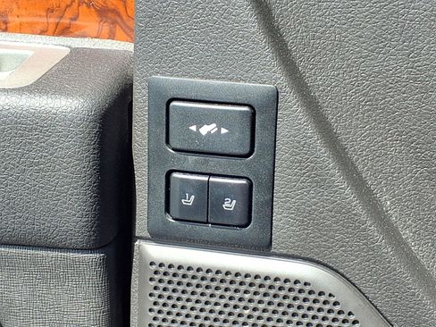 Used 2012 Ford Flex Limited AWD/4WD image 18