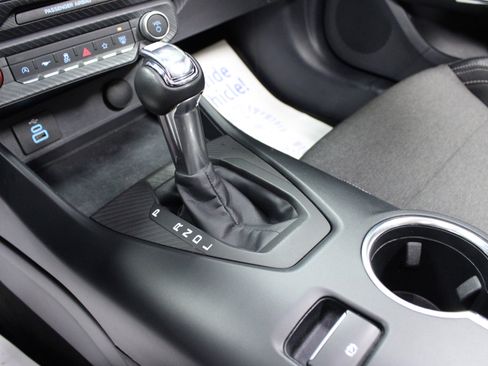 Used 2024 Ford Mustang Convertible image 21