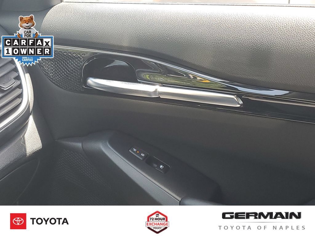 Used 2024 Kia Seltos X-Line AWD/4WD image 28