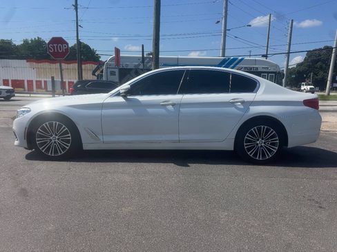 Used 2019 BMW 530i w/ Convenience Package RWD image 3