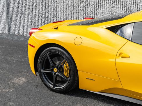 Used 2013 Ferrari 458 Italia Coupe image 12