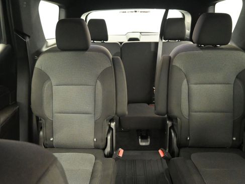 Used 2023 Chevrolet Traverse LT AWD/4WD image 30
