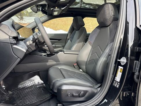 Used 2026 BMW 530i xDrive 530i xDrive w/ M Sport Package image 11