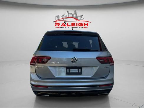 Used 2021 Volkswagen Tiguan SE R-Line w/ 3rd Row Seat Package image 6