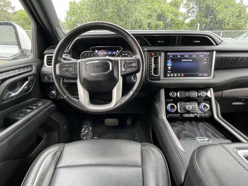 Used 2021 GMC Yukon Denali AWD/4WD image 14