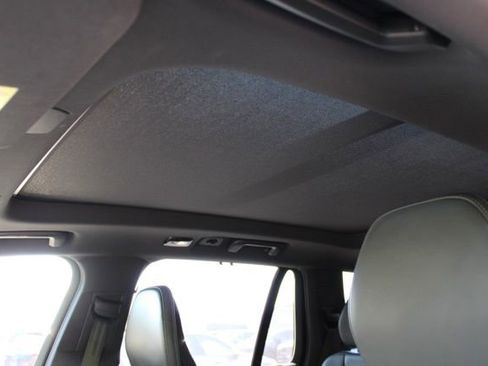 Certified 2024 Volvo XC90 T8 Ultimate AWD/4WD image 31