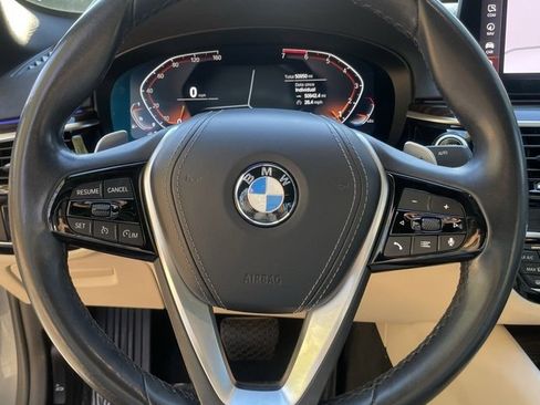 Used 2021 BMW 530i w/ Convenience Package image 20