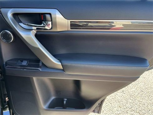 Used 2021 Lexus GX 460 Luxury w/ Sport Design Package image 24