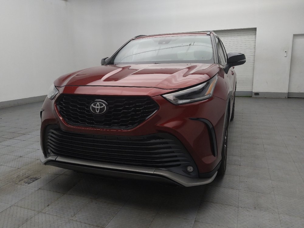 Used 2021 Toyota Highlander XSE FWD image 15