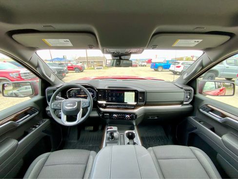 New 2026 GMC Sierra 1500 Elevation image 34