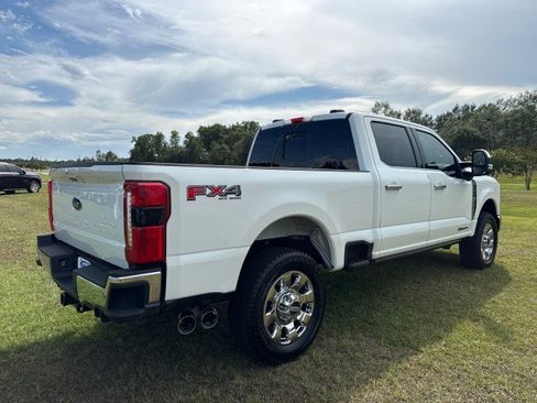 Used 2026 Ford F250 Lariat w/ Lariat Ultimate Package AWD/4WD image 3