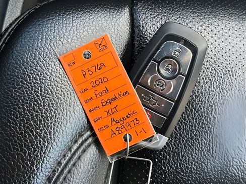 Used 2020 Ford Expedition XLT w/ Equipment Group 202A RWD image 34
