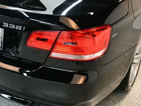 Used 2009 BMW 335i Convertible RWD image 17
